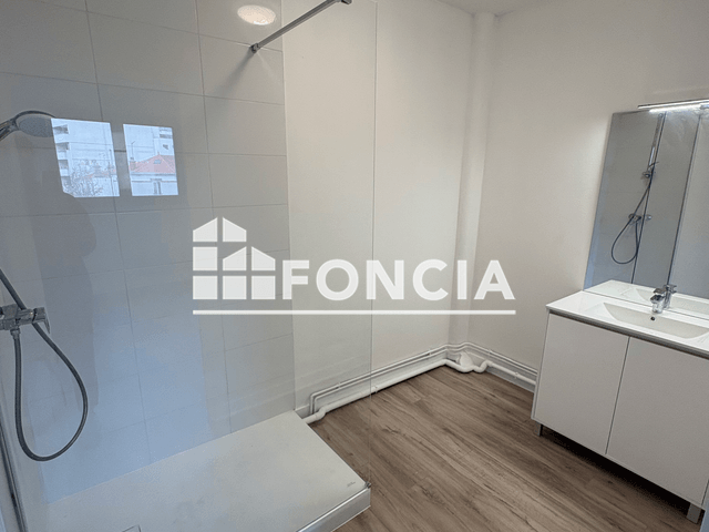 Appartement 2 pièces (55.8 m²) à louer - Clermont Ferrand (63000)