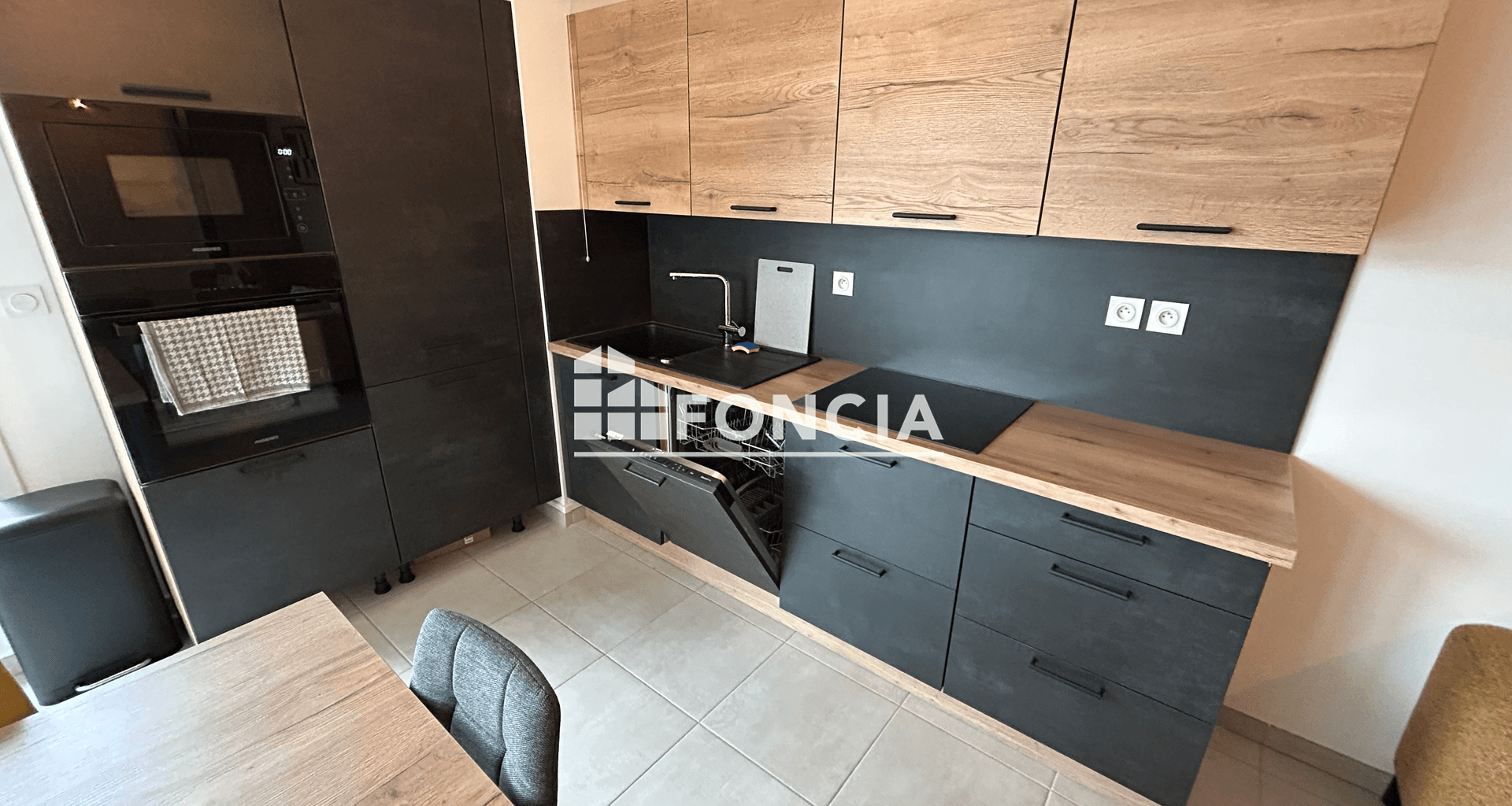 Appartement meublé 4 pièces (74.2 m²) à louer - Valence (26000)