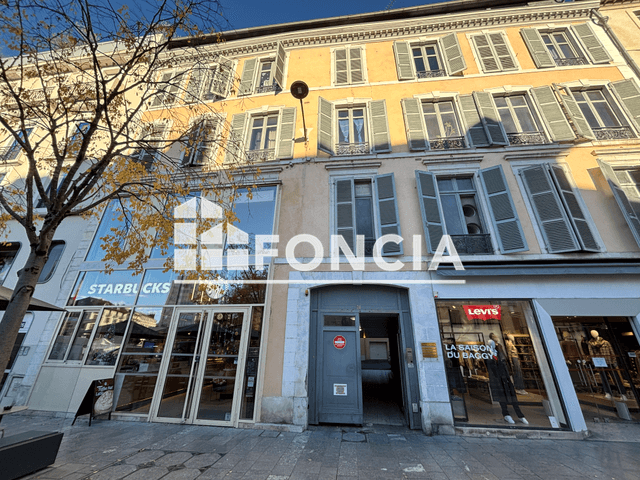 Appartement meublé 2 pièces (53.87 m²) à louer - Pau (64000)