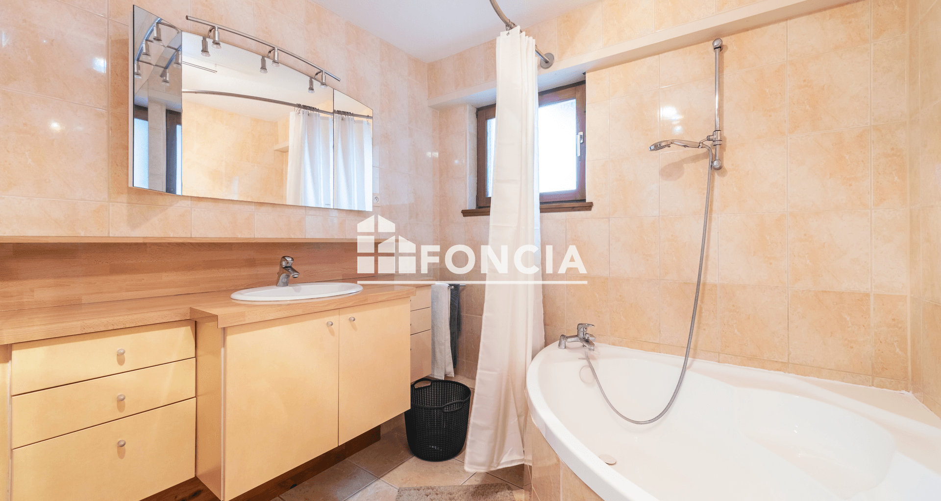 Appartement 3 pièces (103 m²) à vendre - Colmar (68000)