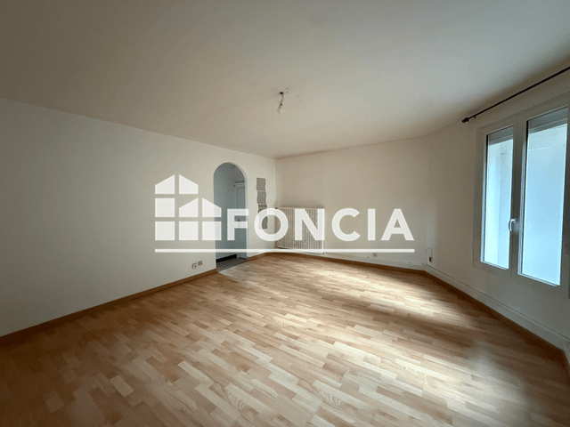 Appartement 2 pièces (48.76 m²) à louer - Charleville Mezieres (08000)