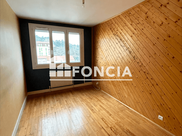Appartement 2 pièces (62 m²) à louer - Saint Etienne (42000)
