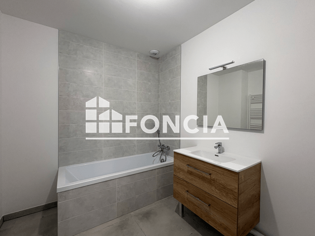 Appartement meublé 3 pièces (65.25 m²) à louer - Pont De Claix (38800)