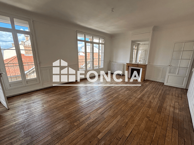 Appartement 5 pièces (135.9 m²) à louer - Reims (51100)