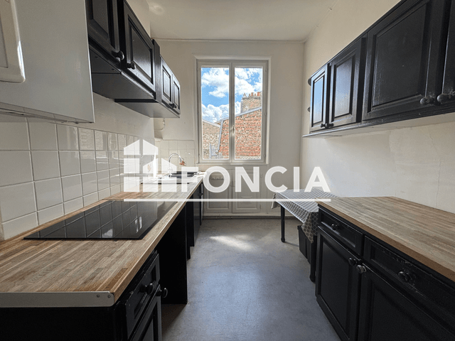 Appartement 5 pièces (135.9 m²) à louer - Reims (51100)