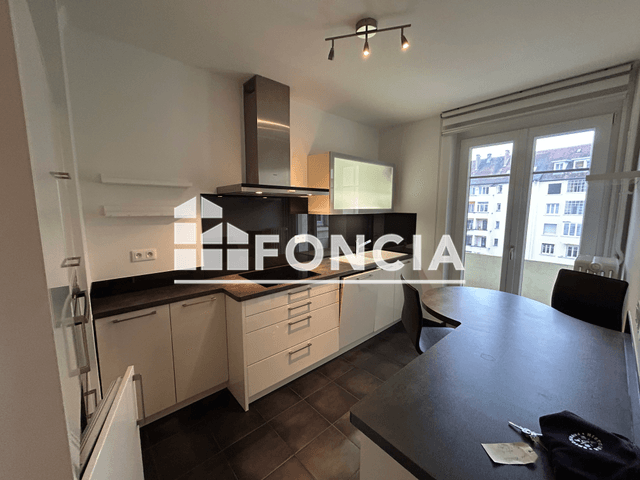 Appartement 2 pièces (64.47 m²) à louer - Strasbourg (67000)
