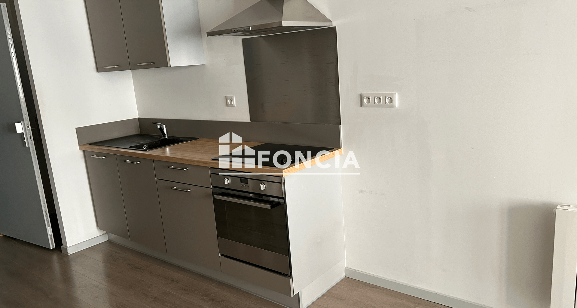 Appartement 2 pièces (70 m²) à vendre - Colmar (68000)