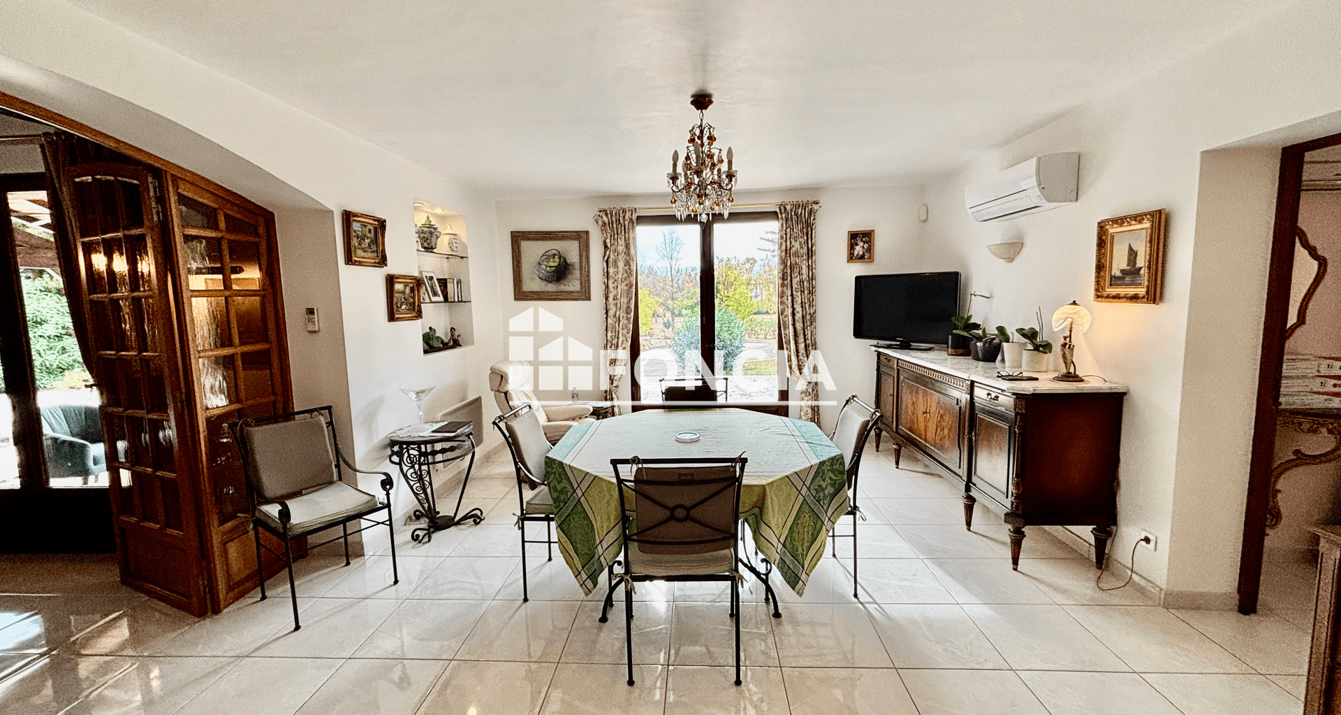 Maison 5 pièces (340 m²) à vendre - Cruzy (34310)