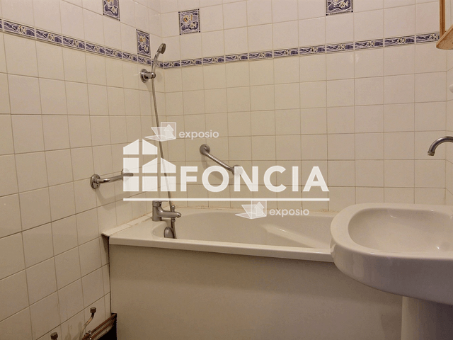 Appartement meublé 2 pièces (44.29 m²) à louer - Saint-martin D'heres (38400)