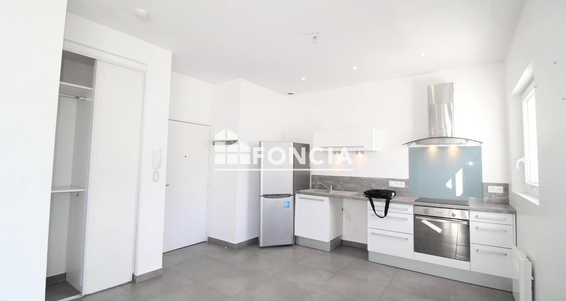 Appartement 2 pièces (40.2 m²) à louer - Saint-martin-d'hères (38400)
