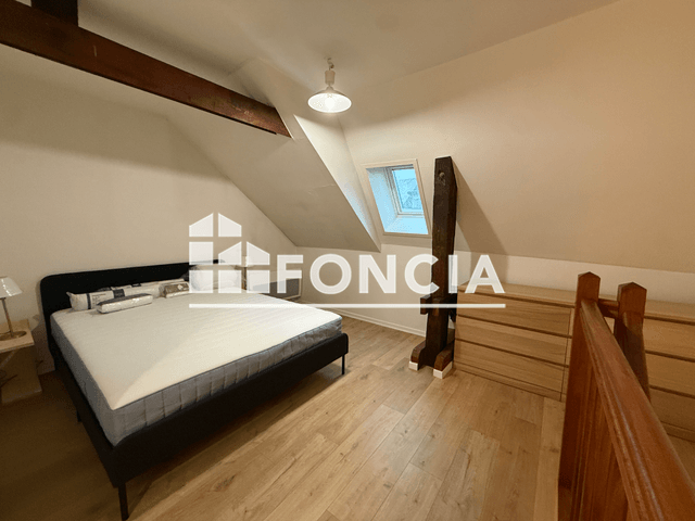 Appartement meublé 2 pièces (43.62 m²) à louer - Charleville-mézières (08000)