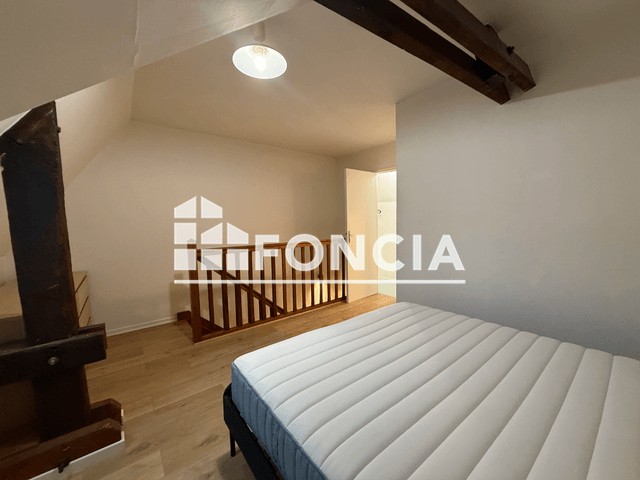 Appartement meublé 2 pièces (43.62 m²) à louer - Charleville-mézières (08000)