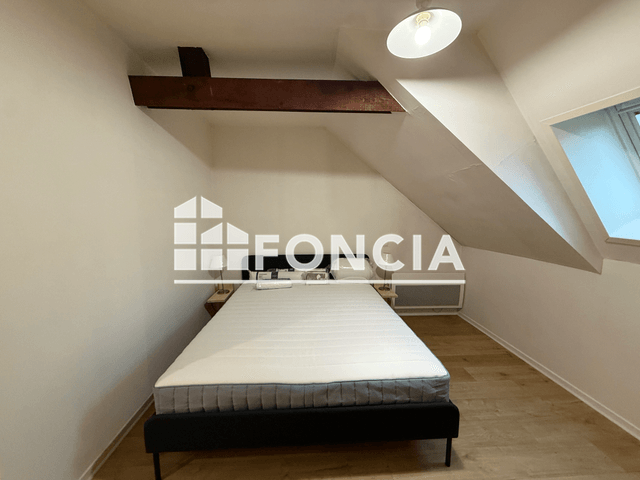 Appartement meublé 2 pièces (43.62 m²) à louer - Charleville-mézières (08000)