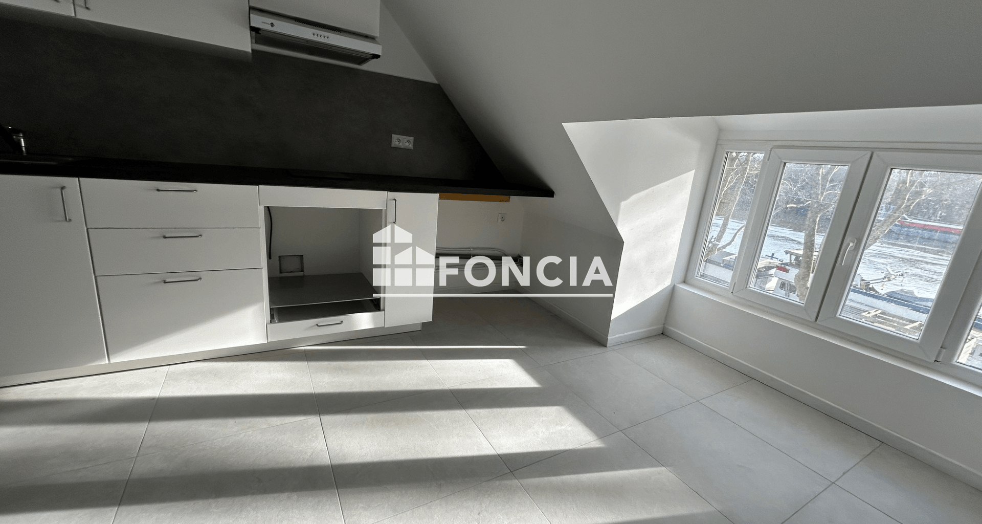 Studio (23.27 m²) à louer - Conflans-sainte-honorine (78700)