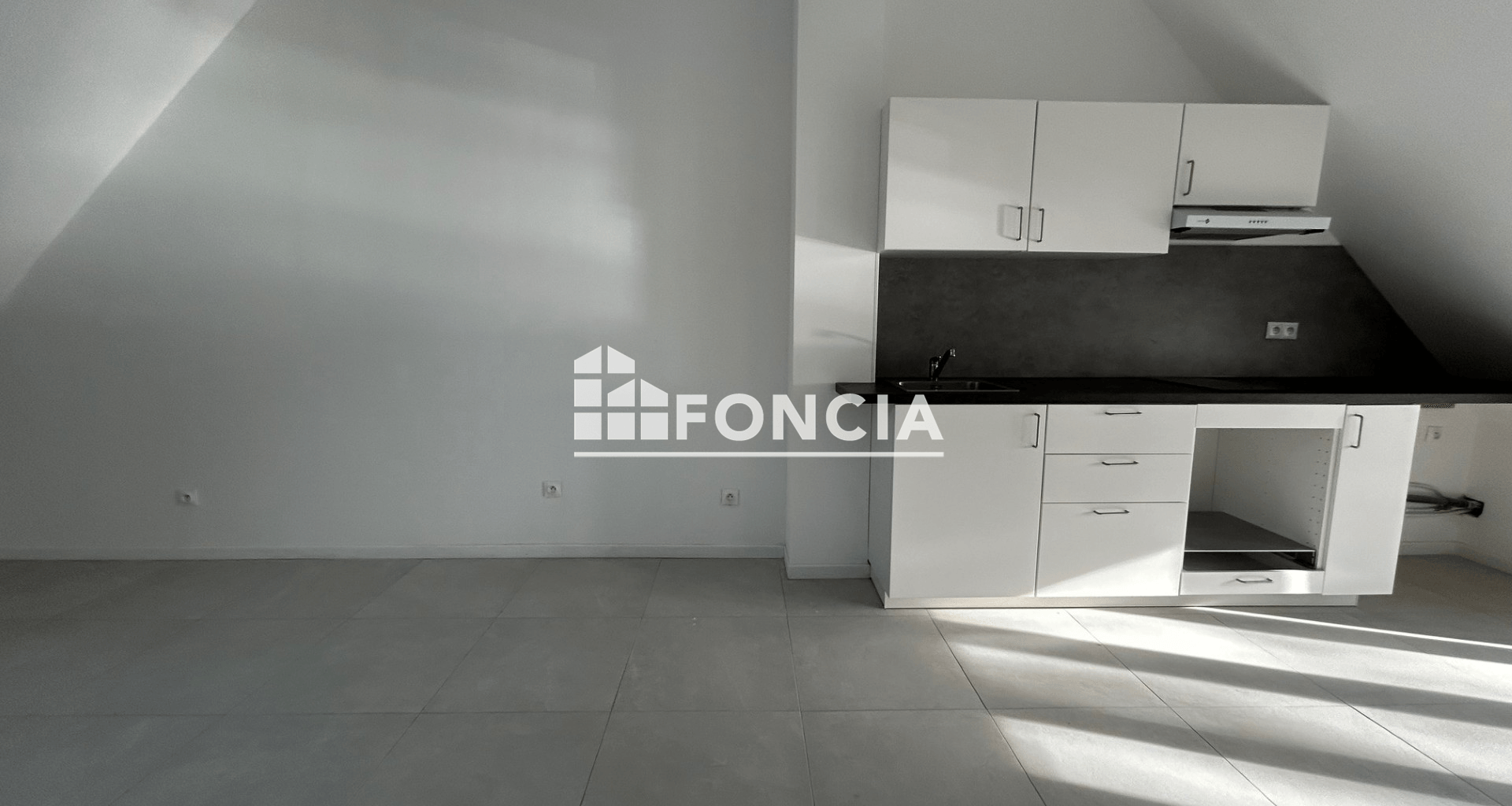 Studio (23.27 m²) à louer - Conflans-sainte-honorine (78700)