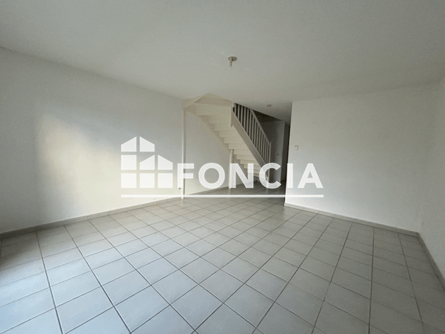 Maison 3 pièces (70.17 m²) à louer - Saintes (17100)