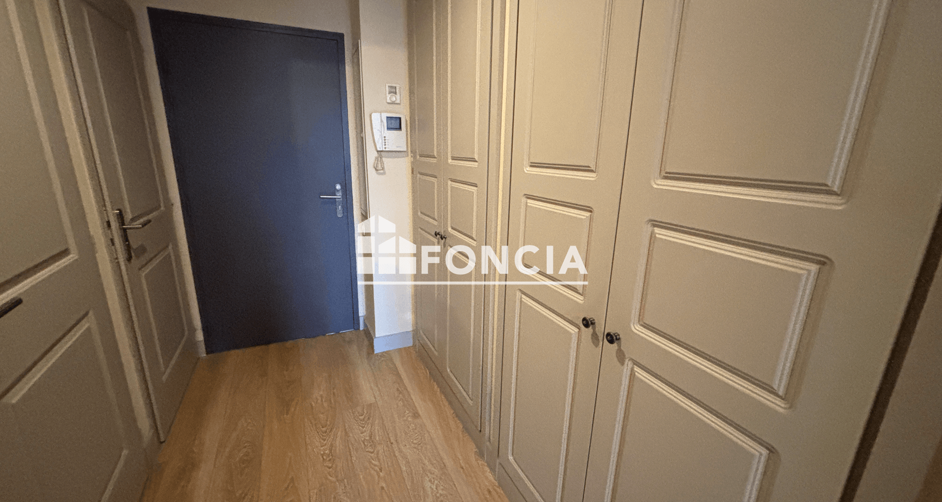 Studio (35 m²) à vendre - Saintes (17100)