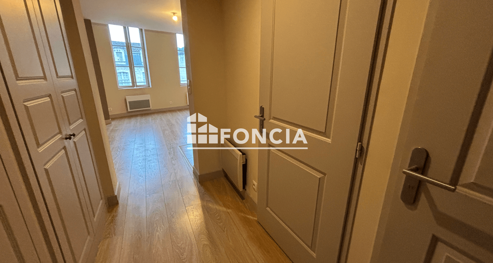 Studio (35 m²) à vendre - Saintes (17100)