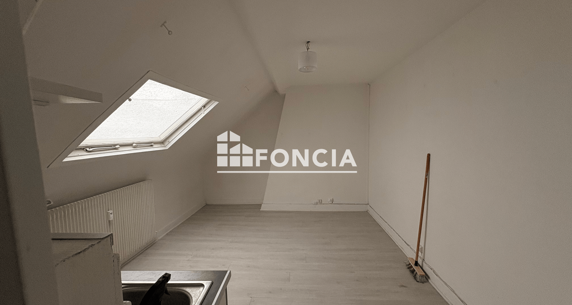 Studio (11.9 m²) à louer - Amiens (80000)