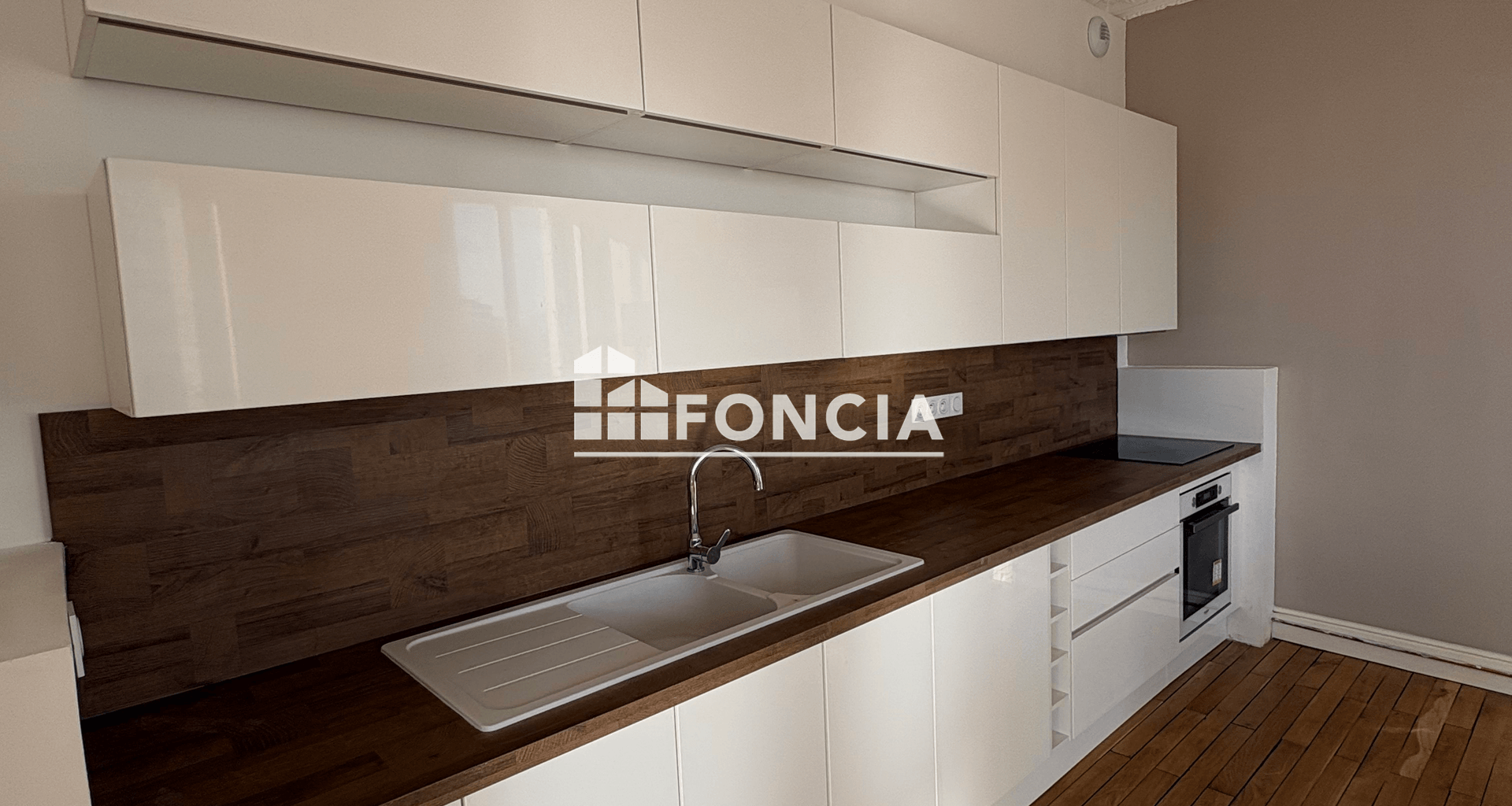 Appartement 5 pièces (131.58 m²) à louer - Clermont-ferrand (63000)