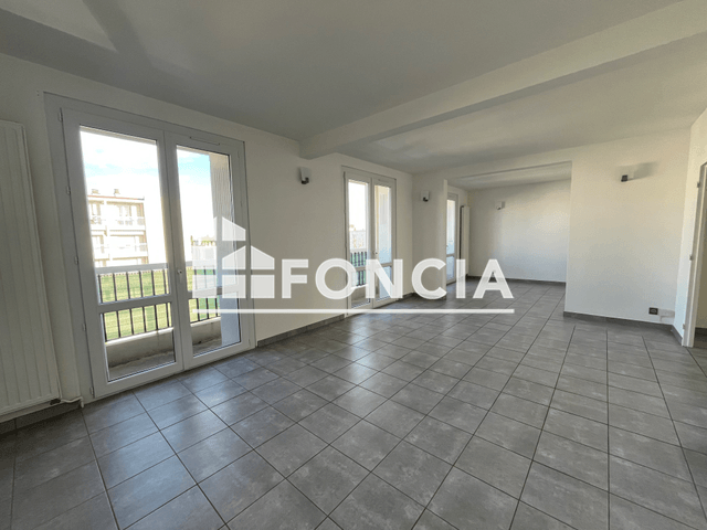 Appartement 4 pièces (101.5 m²) à louer - Beziers (34500)