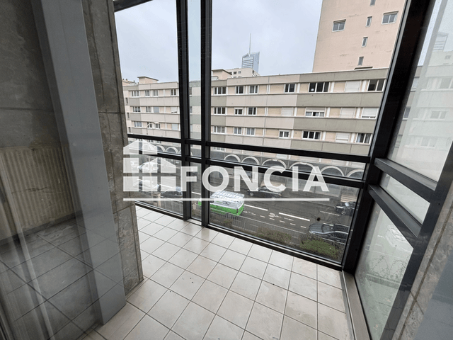 Appartement 4 pièces (105.7 m²) à louer - Lyon 6ᵉ (69006)