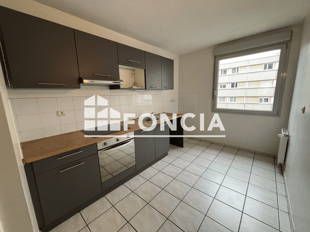 Appartement 4 pièces (105.7 m²) à louer - Lyon 6ᵉ (69006)