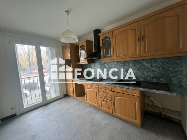 Appartement 2 pièces (59.82 m²) à louer - Grenoble (38100)