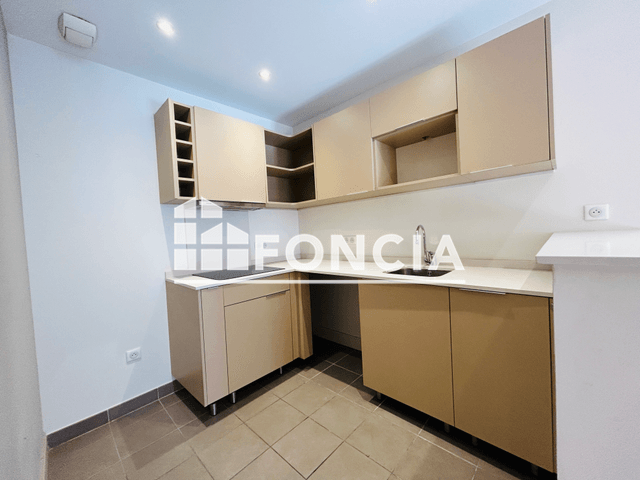 Appartement 2 pièces (47.3 m²) à louer - Toulon (83000)