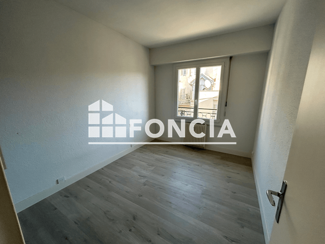 Appartement 3 pièces (66.85 m²) à louer - - Nimes Cedex (30000)