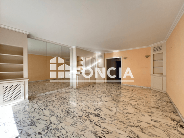 Appartement 3 pièces (78.8 m²) à louer - Le Cannet (06110)