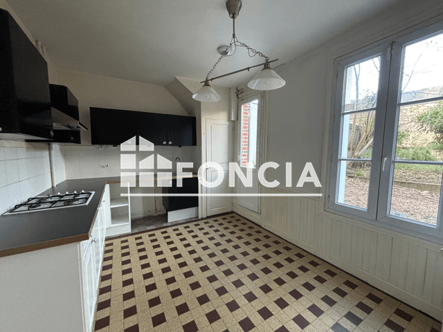 Maison 6 pièces (153.02 m²) à louer - Chateau-renault (37110)