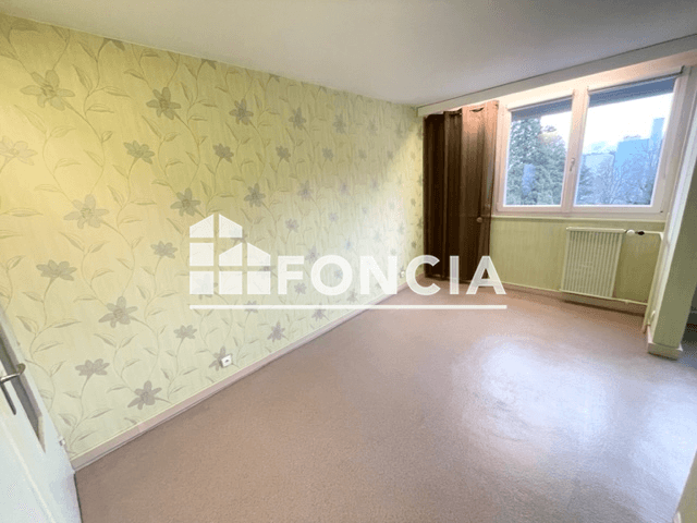 Appartement 5 pièces (97.5 m²) à louer - Saint-etienne (42100)