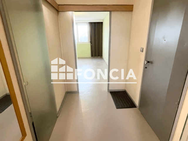 Appartement 5 pièces (97.5 m²) à louer - Saint-etienne (42100)