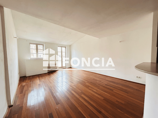 Appartement 4 pièces (104.98 m²) à louer - Toulon (83000)