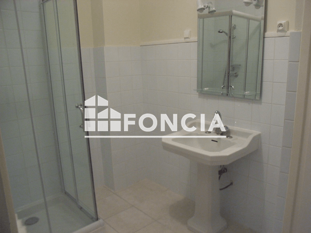 Appartement 2 pièces (57.6 m²) à louer - Aix Les Bains (73100)