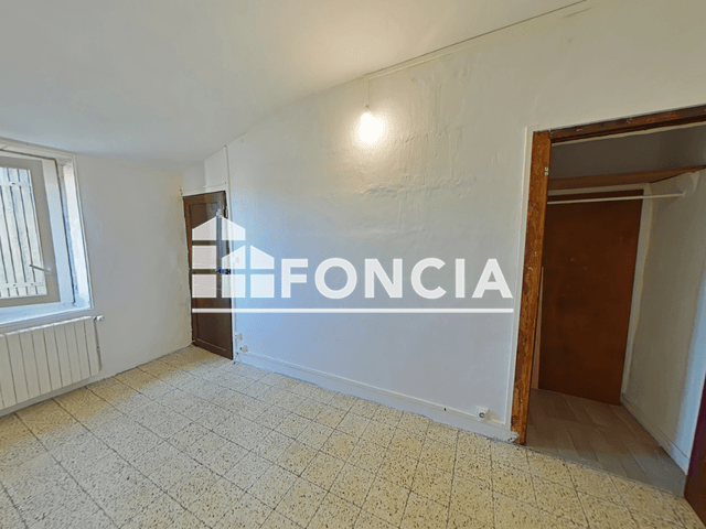 Maison 5 pièces (124 m²) à louer - Arles (13200)