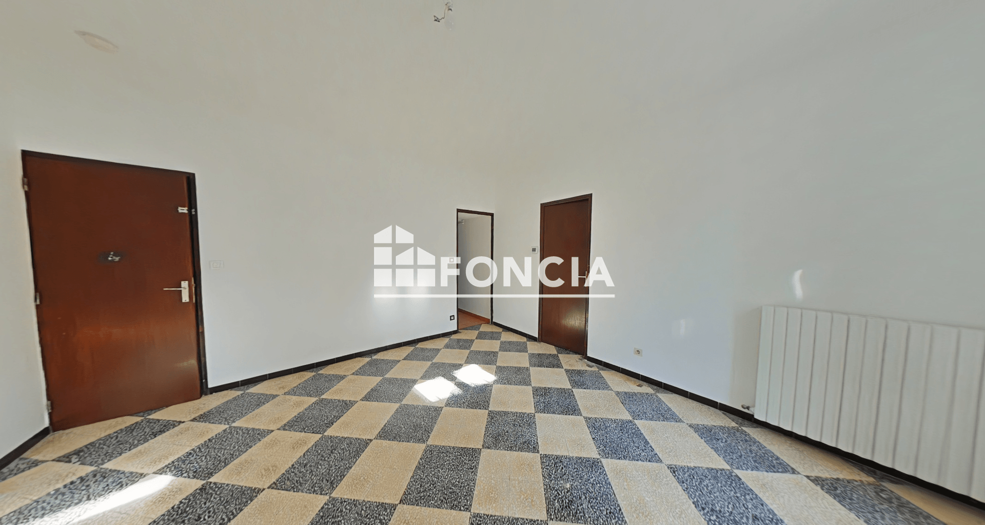 Maison 5 pièces (124 m²) à louer - Arles (13200)