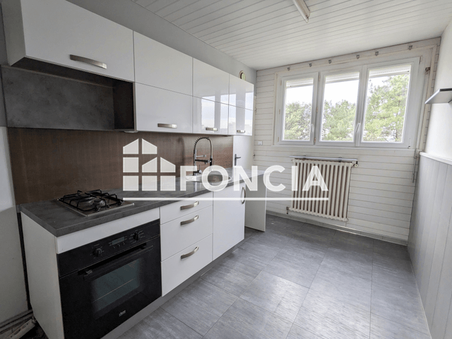 Appartement 4 pièces (79.3 m²) à louer - Cholet (49300)