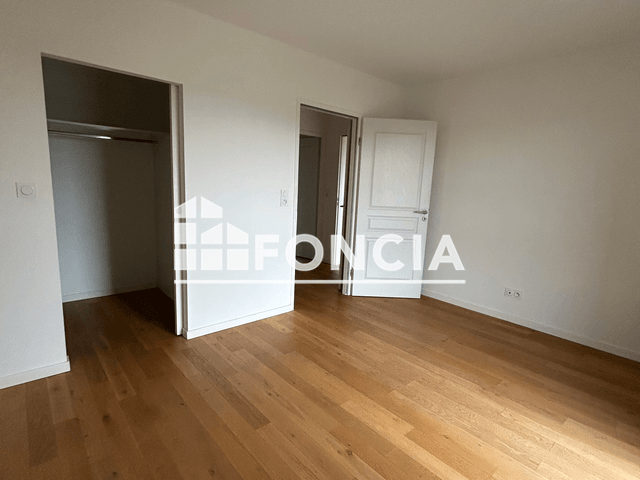 Appartement 4 pièces (103.06 m²) à louer - Niort (79000)