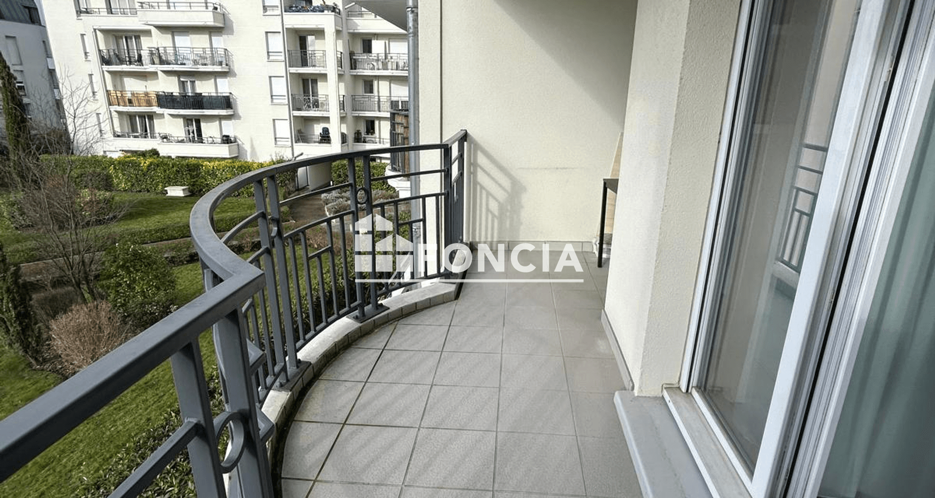 Appartement meublé 3 pièces (58.28 m²) à louer - Viry-châtillon (91170)