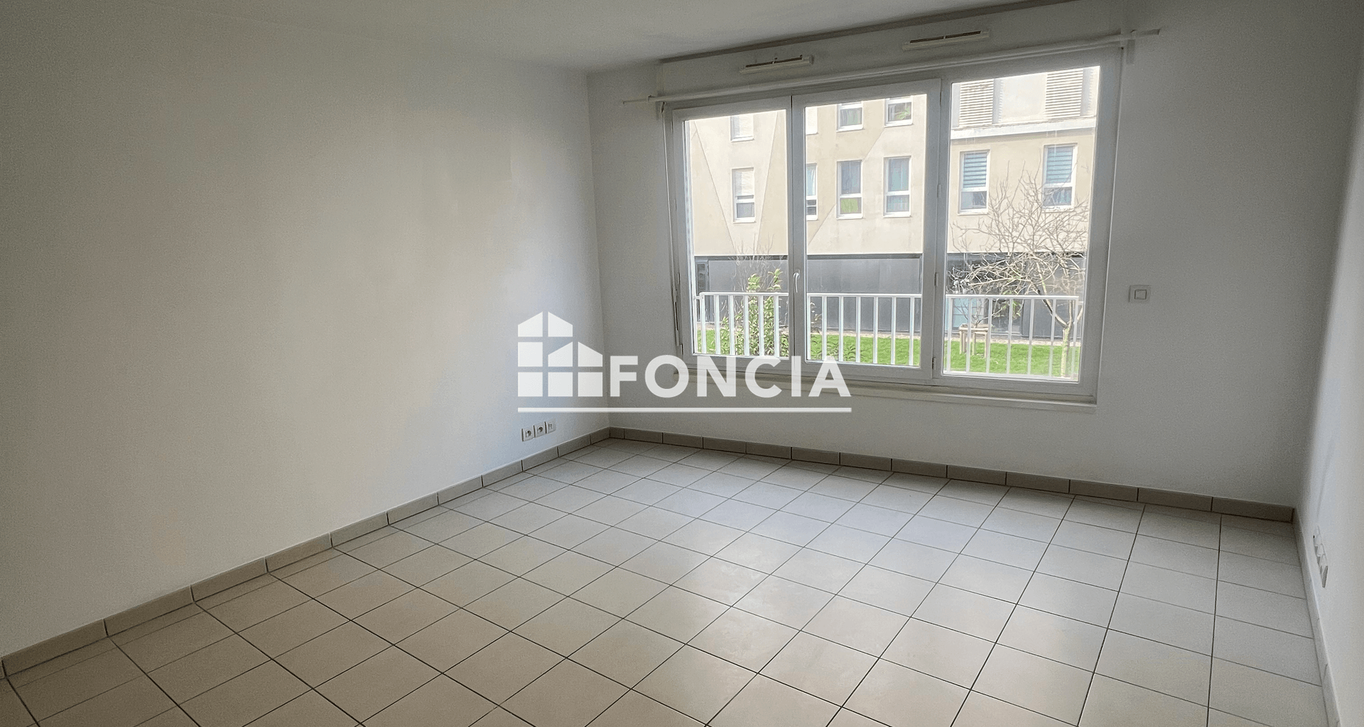 Studio (27.12 m²) à louer - Issy-les-moulineaux (92130)