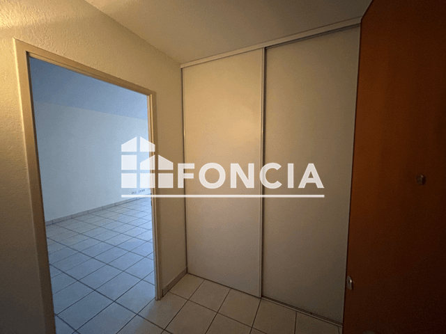 Appartement 2 pièces (45.89 m²) à louer - Nimes (30000)