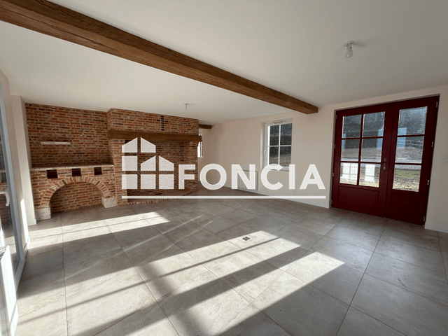 Maison 5 pièces (137.8 m²) à louer - Mezidon Vallee D'auge (14270)