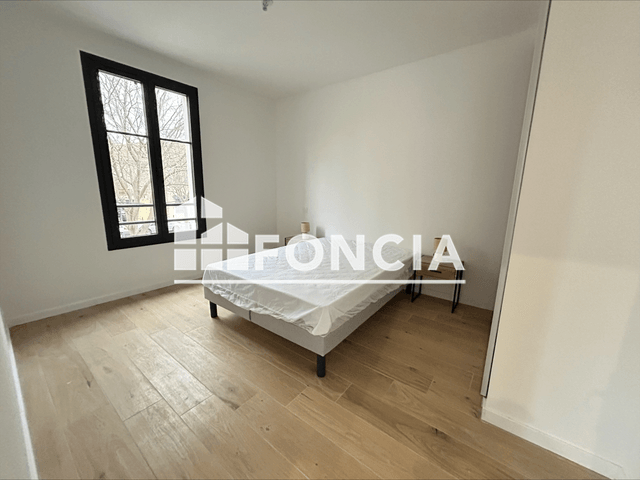 Appartement meublé 4 pièces (79.48 m²) à louer - Nîmes (30000)