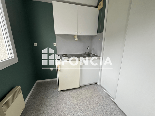 Studio (30 m²) à louer - Besancon (25000)