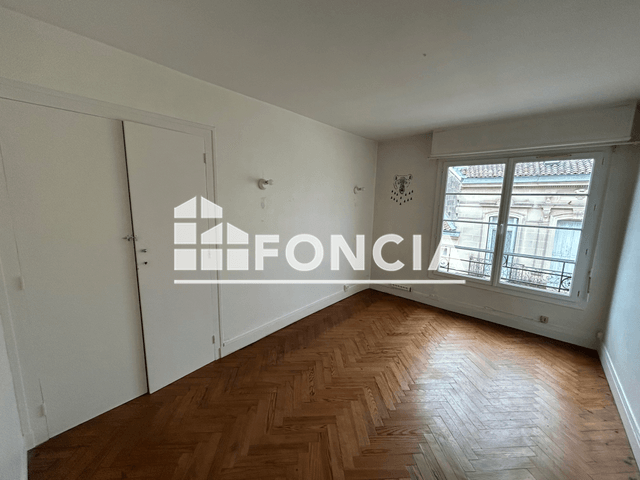 Appartement 3 pièces (103.73 m²) à louer - Bordeaux (33000)
