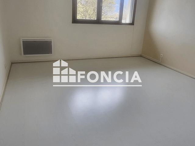 Maison 5 pièces (105.72 m²) à louer - Crolles (38920)