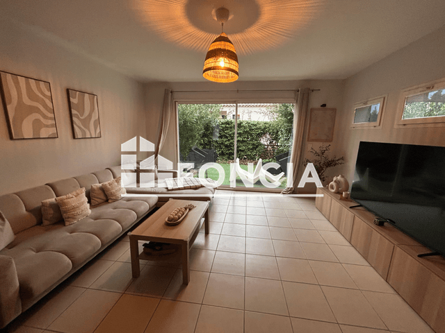 Appartement 3 pièces (87.26 m²) à louer - Rochefort Du Gard (30650)