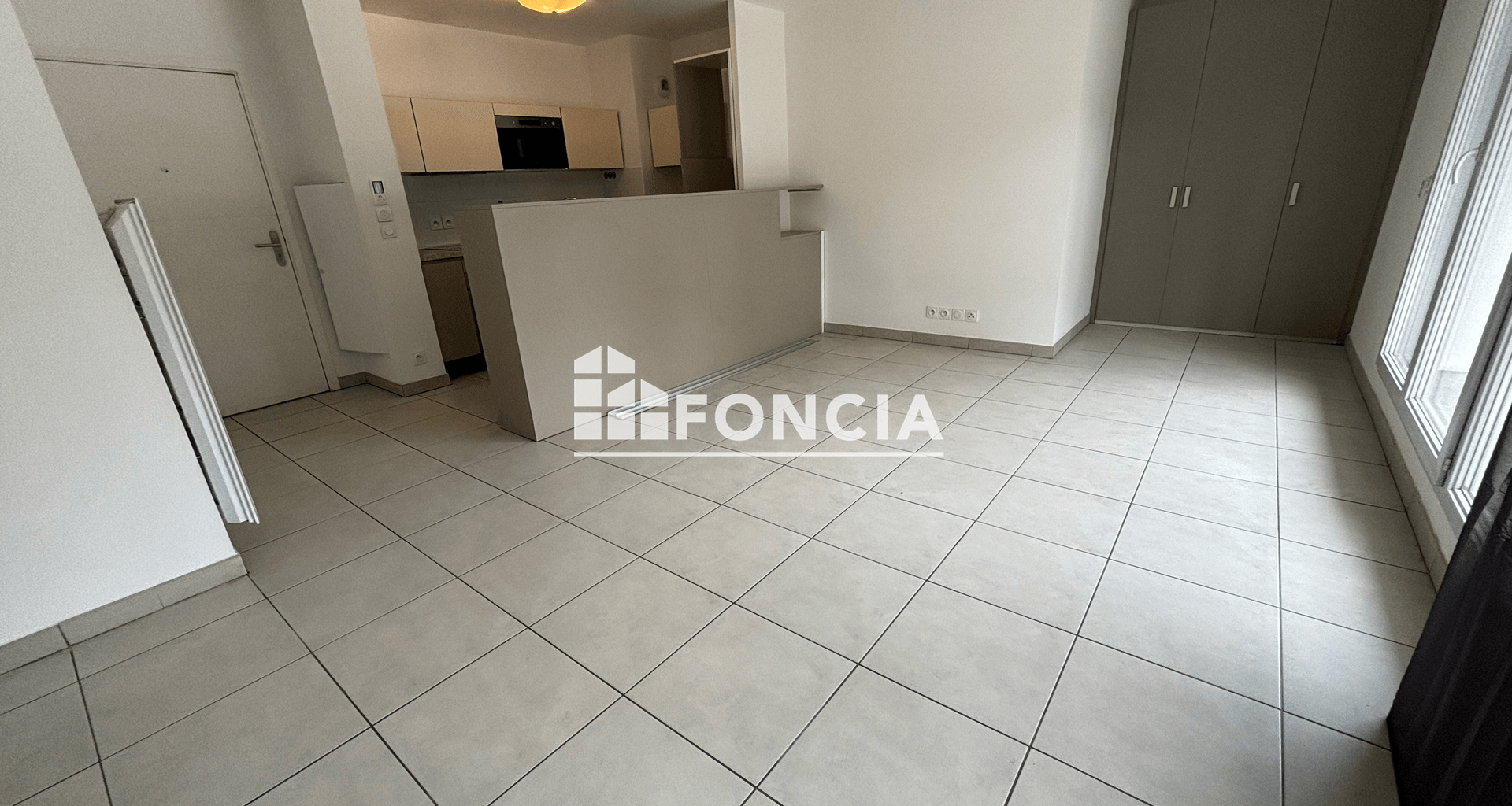 Appartement 3 pièces (62.38 m²) à louer - Cannes La Bocca (06150)